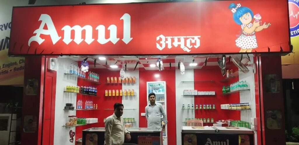 Amul Franchise Cost